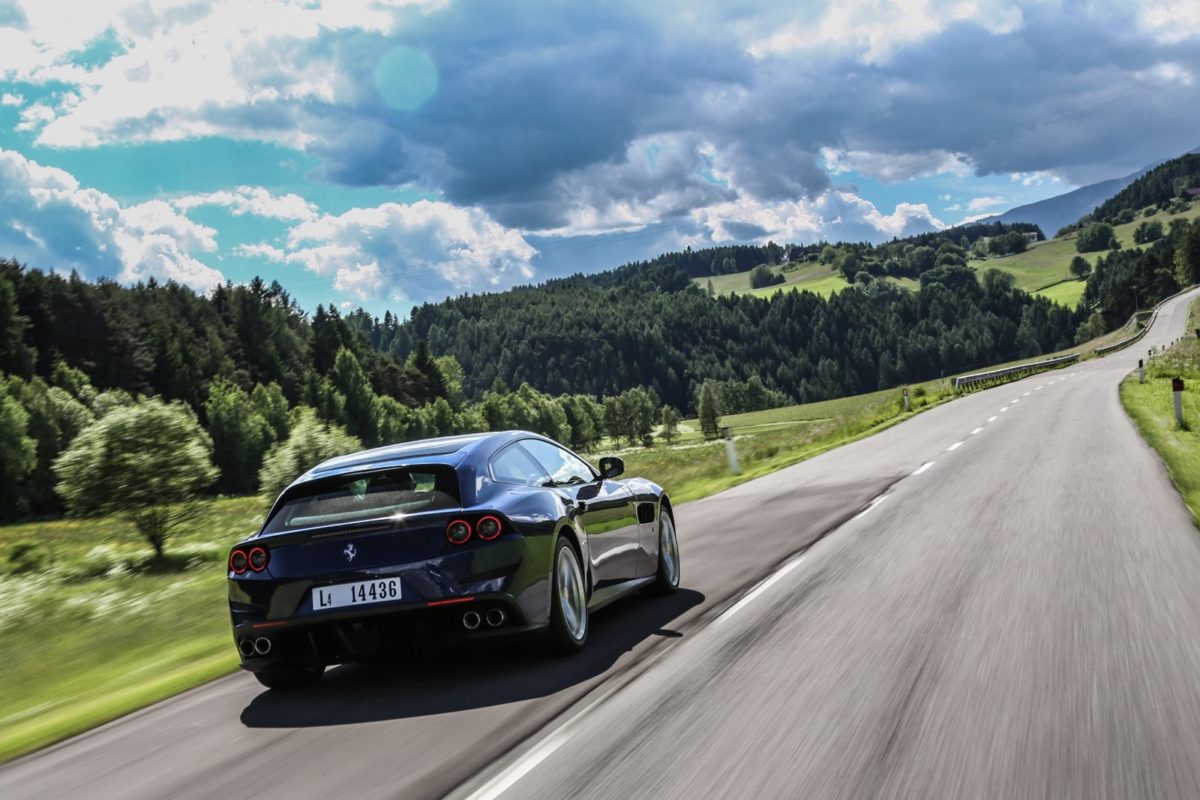 Ferrari-gtc4-lusso(12)