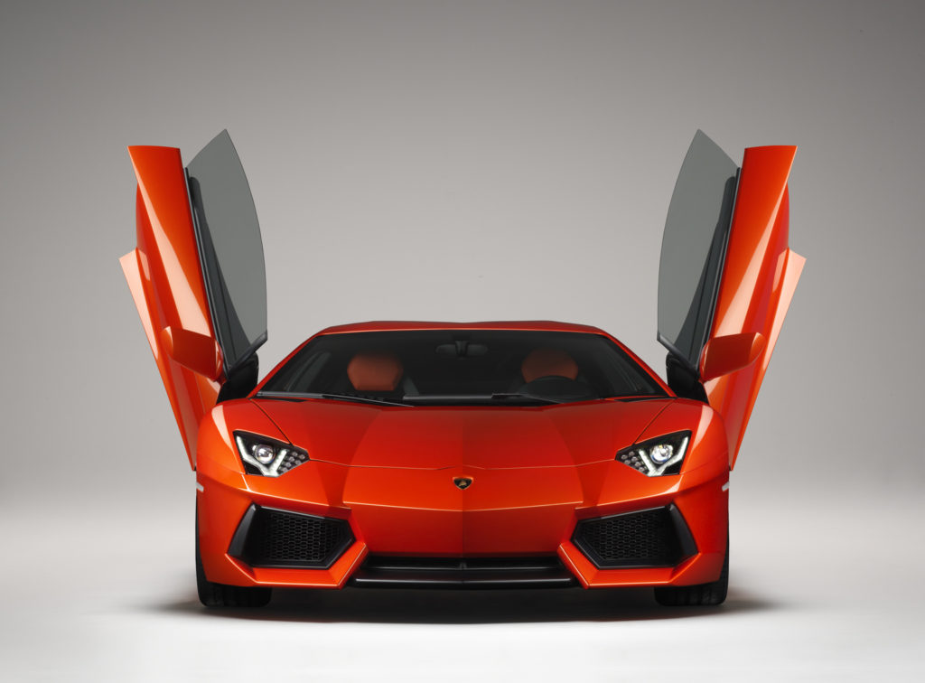 2012_Lamborghini_AventadorLP7004