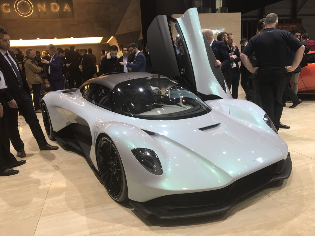 aston-martin-am-rb-003 (1)