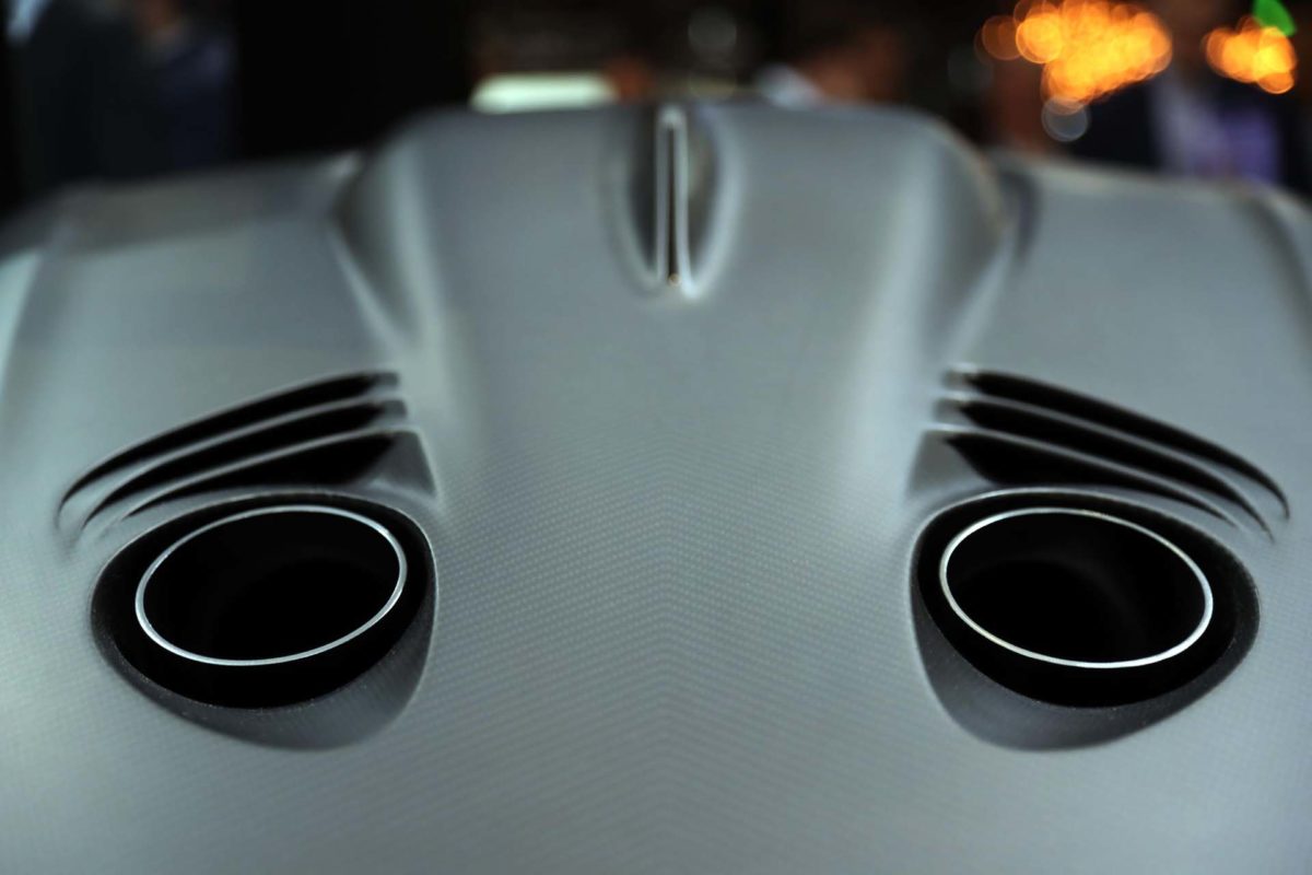 aston-martin-am-rb-003 (10)