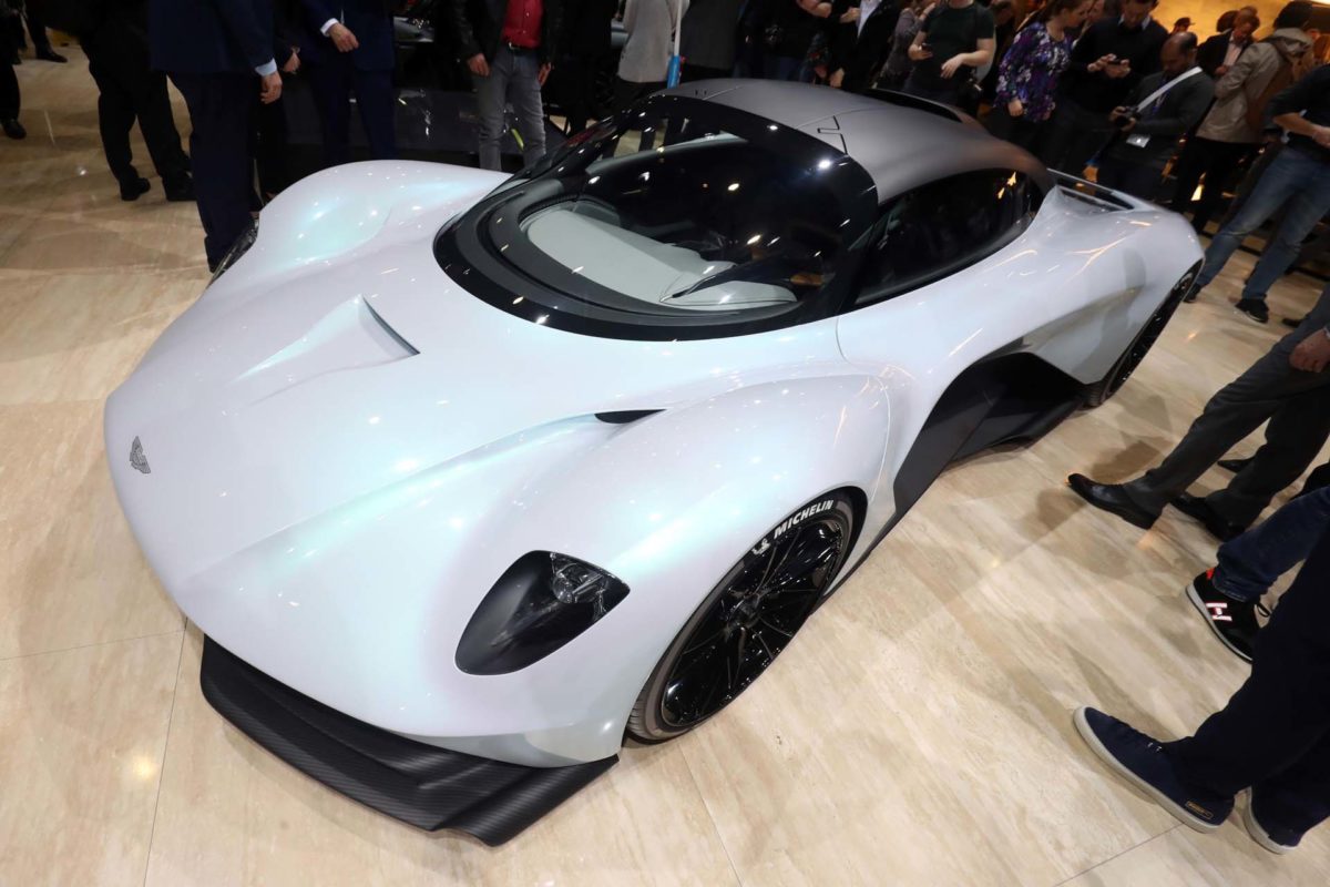 aston-martin-am-rb-003 (4)