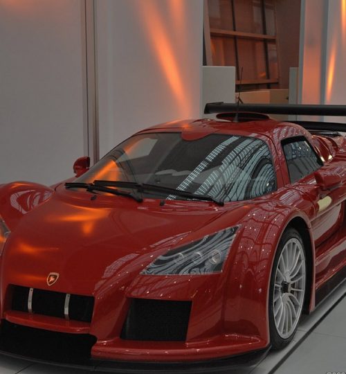 Gumpert Apollo12